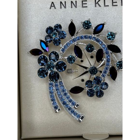 Anne Klein Blue Flower Cluster Arched Pin | NWT - Picture 2 of 4